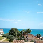 Gæstehus Due Passi Dal Mare 4*